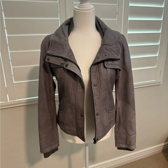 Guess Women's Charcoal Gray Leather Jacket Size Small. - Picture 1 of 7
